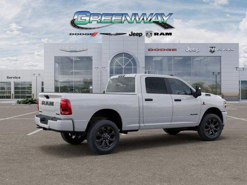 Bright White Clearcoat 2026 RAM 3500 Big Horn Crew Cab 4x4 6'4' Box