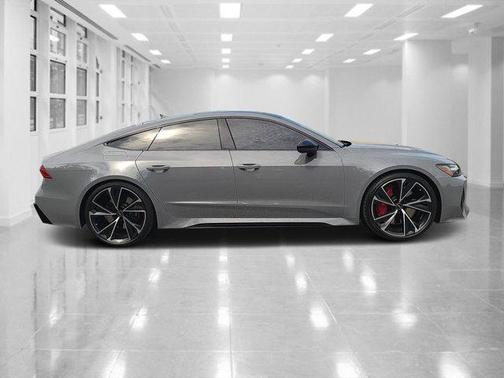 2022 Audi RS 7 4.0T