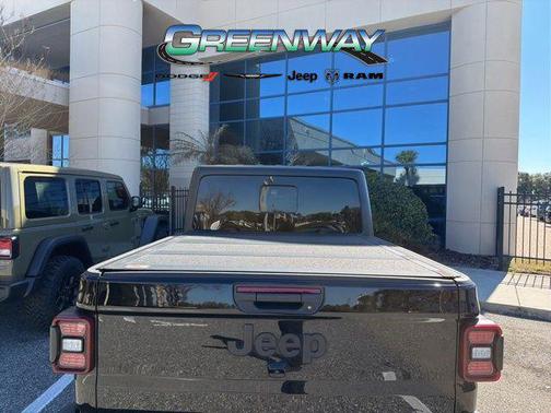 2024 Jeep Gladiator Willys