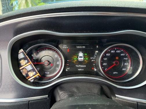 2017 Dodge Charger R/T Scat Pack