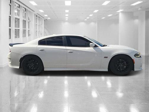 2017 Dodge Charger R/T Scat Pack