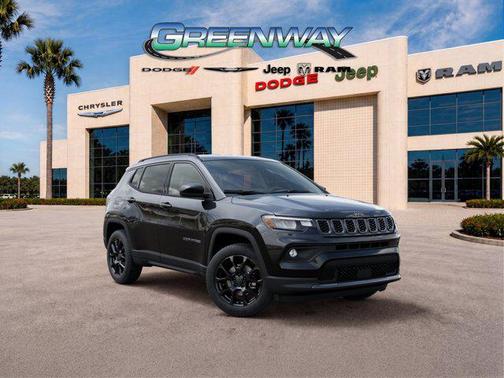 Diamond Black Crystal Pearlcoat 2026 Jeep Compass Latitude