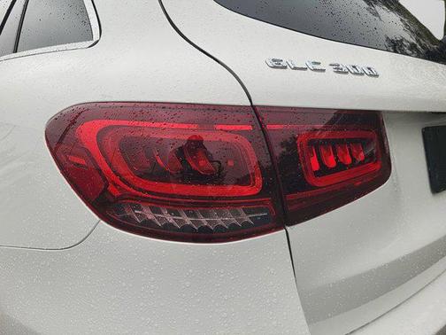 2022 Mercedes-Benz GLC 300 Base