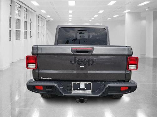 2025 Jeep Gladiator Nighthawk