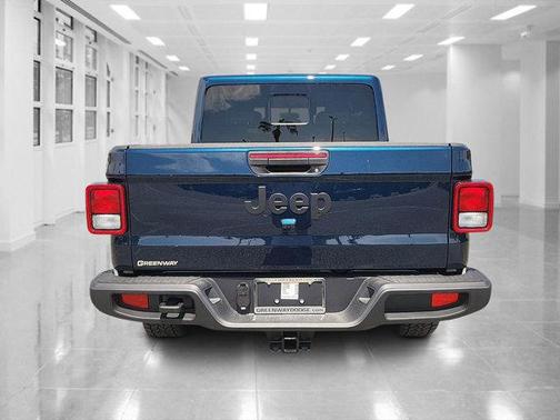 2025 Jeep Gladiator Nighthawk