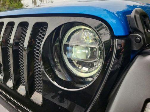 2022 Jeep Wrangler Willys