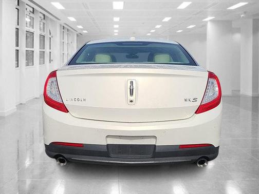 2013 Lincoln MKS Base
