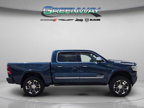 Patriot Blue Pearlcoat 2020 RAM 1500 Limited
