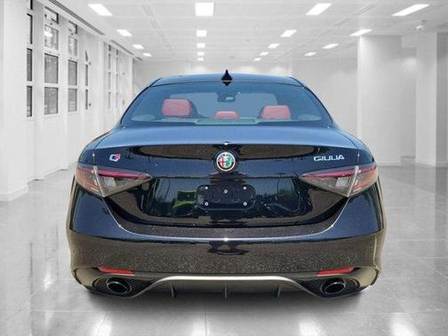 2024 Alfa Romeo Giulia Veloce RWD
