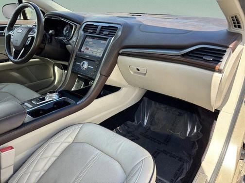 2017 Ford Fusion Platinum