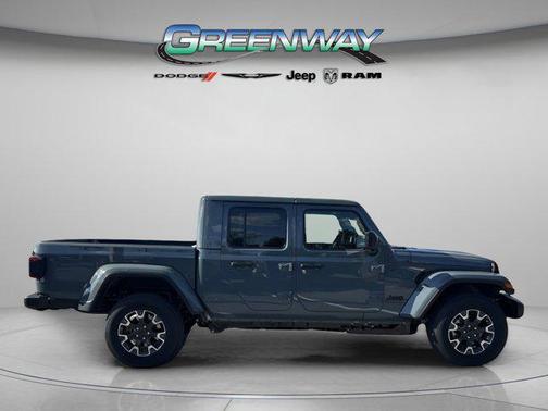 2026 Jeep Gladiator Sahara 4x4