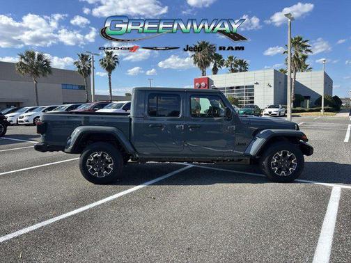 2026 Jeep Gladiator Sahara 4x4