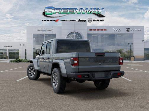 Anvil Clearcoat 2026 Jeep Gladiator Sahara 4x4