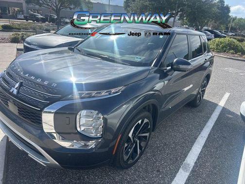 Graphite Gray/Black Roof 2024 Mitsubishi Outlander SE S-AWC
