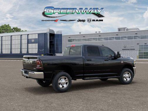 Diamond Black Crystal Pearlcoat 2026 RAM 2500 Tradesman Crew Cab 4x4 6'4' Box
