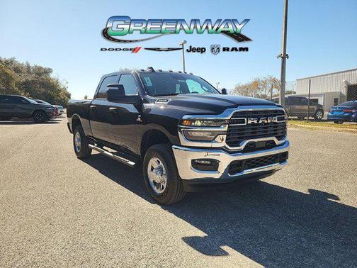 2026 RAM 2500 Tradesman Crew Cab 4x4 6'4' Box