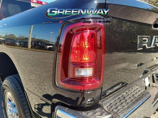 2026 RAM 2500 Tradesman Crew Cab 4x4 6'4' Box