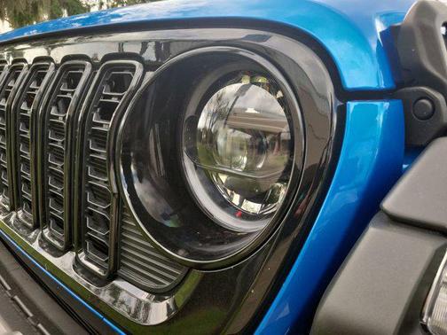 2025 Jeep Wrangler 4xe Willys