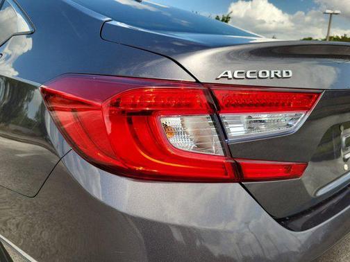 2018 Honda Accord Hybrid Touring