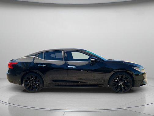 2017 Nissan Maxima 3.5 SR