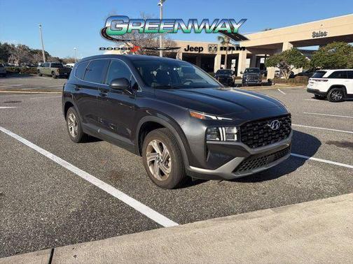 2022 Hyundai SANTA FE SE