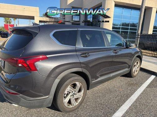 2022 Hyundai SANTA FE SE