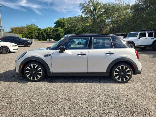 2023 MINI Hardtop Cooper S