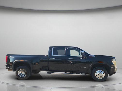 2024 GMC Sierra 3500 Denali