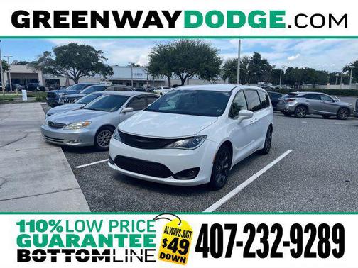 2020 Chrysler Pacifica Touring