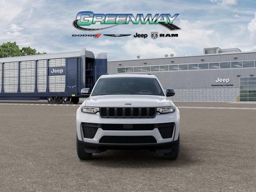 Bright White Clearcoat 2026 Jeep Grand Cherokee L Altitude