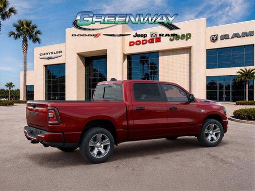 Molten Red Pearlcoat 2026 RAM 1500 Express