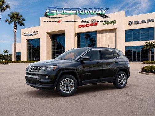 Diamond Black Crystal Pearlcoat 2026 Jeep Compass Latitude