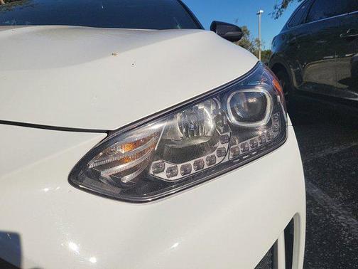 2019 Hyundai Veloster Base