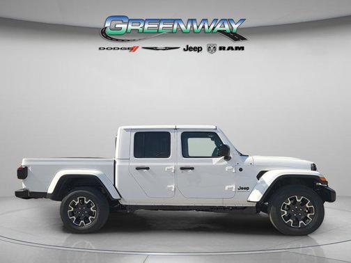 2026 Jeep Gladiator Sahara 4x4