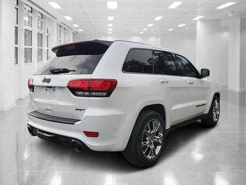 2020 Jeep Grand Cherokee SRT