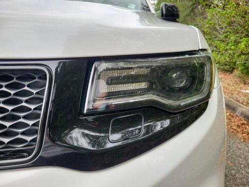 2020 Jeep Grand Cherokee SRT
