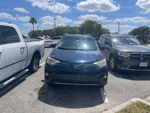 2018 Toyota RAV4 XLE