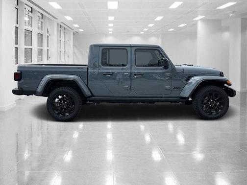 2025 Jeep Gladiator Nighthawk
