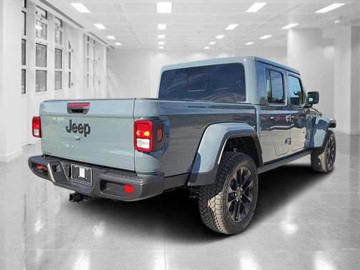 2025 Jeep Gladiator Nighthawk