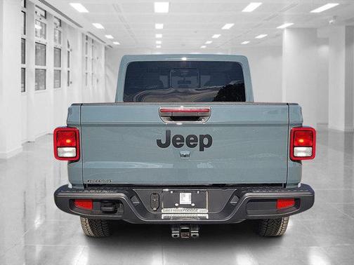 2025 Jeep Gladiator Nighthawk