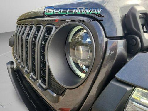 Granite Crystal Metallic Clearcoat 2025 Jeep Gladiator Mojave 4x4