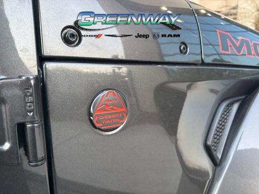 Granite Crystal Metallic Clearcoat 2025 Jeep Gladiator Mojave 4x4