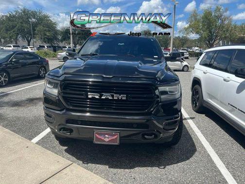 Diamond Black Crystal Pearlcoat 2019 RAM 1500 Big Horn