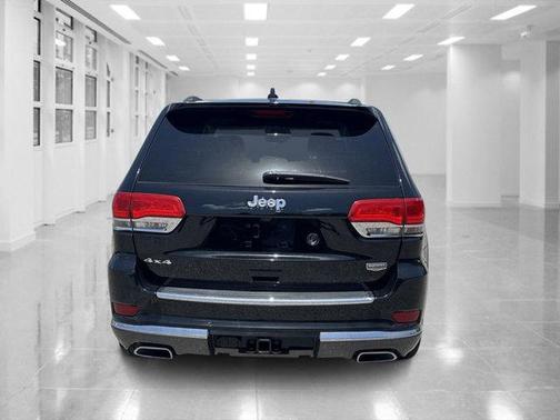 2017 Jeep Grand Cherokee Summit