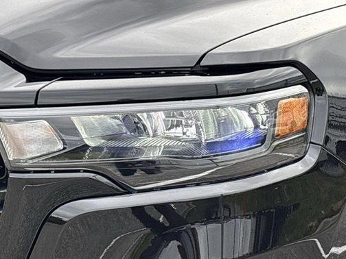 2026 RAM 1500 Warlock Crew Cab 4x4 5'7' Box