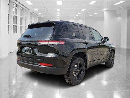 2025 Jeep Grand Cherokee Limited X
