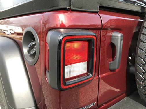 2021 Jeep Wrangler Unlimited Islander 4x4