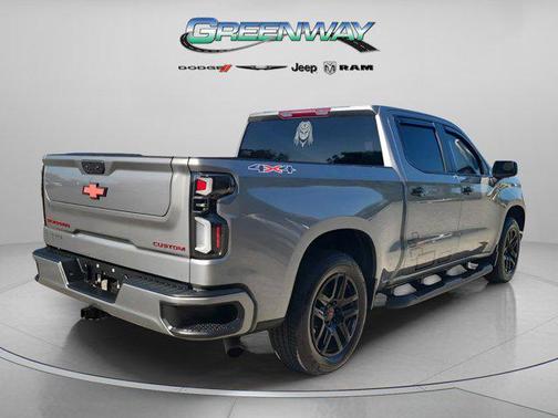 2023 Chevrolet Silverado 1500 Custom
