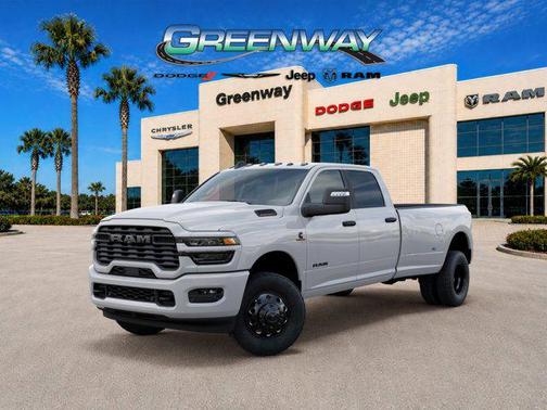 Bright White Clearcoat 2026 RAM 3500 Big Horn Crew Cab 4x4 8' Box