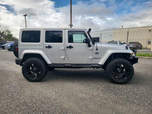 2012 Jeep Wrangler Unlimited Sahara